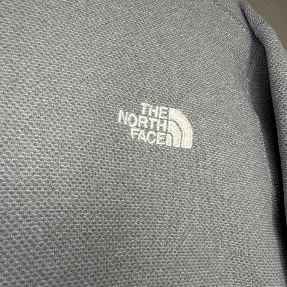 The North Face Mens Quarter Zip Waffle Knit Fleece Pullover Grey Large